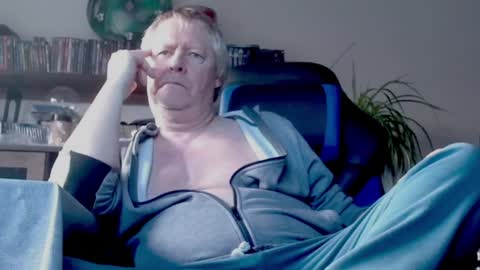 Thomas online show from 01/02/25, 09:22