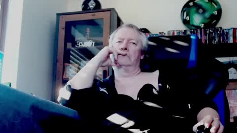 Thomas online show from 02/17/25, 12:27