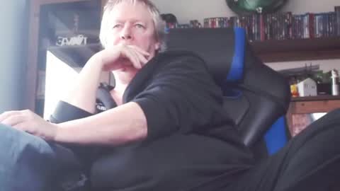 Thomas online show from 03/01/25, 09:07