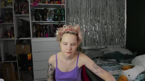 Rina online show from 04/01/26, 07:09