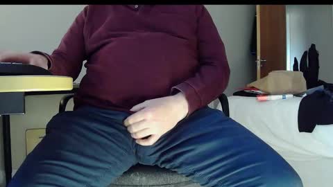 Snapshot of schwanz2023 chatting on 12/15/25, 11:47 Mick online show from 12/15/25, 11:47