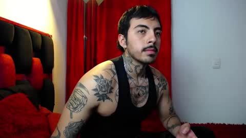 Alejandro help me to reach 200 thumps up online show from 04/08/26, 03:39