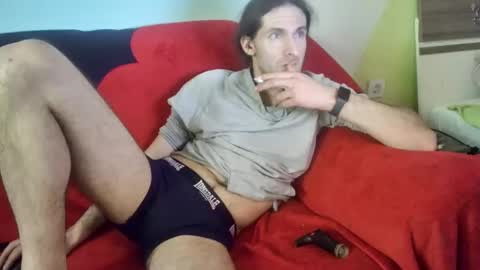 Snapshot of scorkjui chatting on 01/17/25, 08:02 bossstjan online show from 01/17/25, 08:02