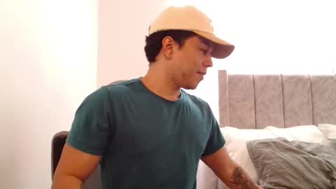 Twitter Scott brasher1 Instagram Camiloestuardo2 online show from 10/12/25, 09:03