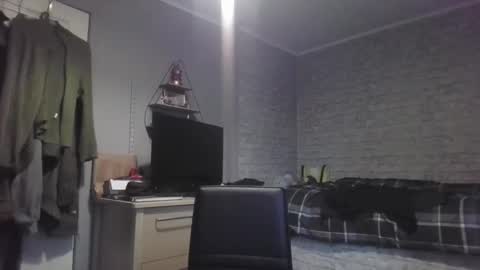 Snapshot of scottish_alien chatting on 04/04/26, 04:15 Richard James online show from 04/04/26, 04:15