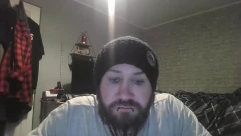 Snapshot of scottish_alien chatting on 04/15/26, 04:08 Richard James online show from 04/15/26, 04:08