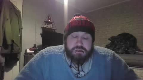 Snapshot of scottish_alien chatting on 04/15/26, 11:16 Richard James online show from 04/15/26, 11:16