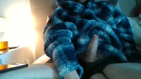 Snapshot of scottish_daddy chatting on 01/30/25, 08:54 scottish daddy online show from 01/30/25, 08:54