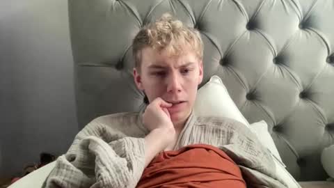 Snapshot of scottish_twink01 chatting on 01/06/25, 11:40 danny online show from 01/06/25, 11:40