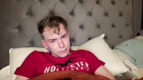 Snapshot of scottish_twink01 chatting on 01/19/25, 12:49 danny online show from 01/19/25, 12:49