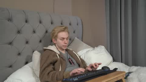 danny online show from 03/05/26, 02:24