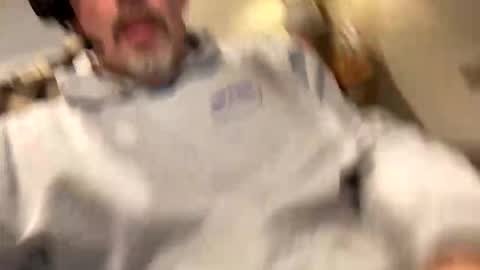 scottj603603 online show from 12/01/25, 09:09