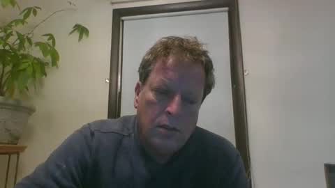 scottpbi52 online show from 01/10/25, 02:04