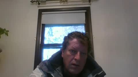 scottpbi52 online show from 02/10/25, 01:01