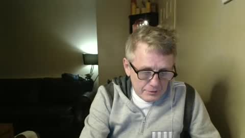 Snapshot of scottsman214 chatting on 01/19/25, 10:17 James online show from 01/19/25, 10:17