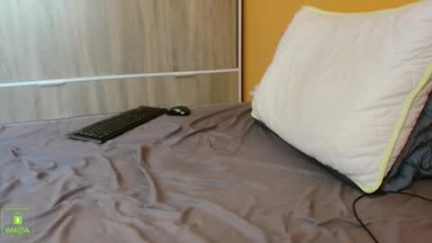 Snapshot of scotty_98 chatting on 11/16/25, 12:33 scotty_98 online show from 11/16/25, 12:33