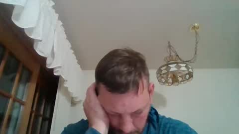 scottydoesntknow0 online show from 12/19/24, 04:23