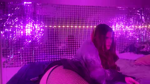 Snapshot of scoutcansquirt chatting on 12/14/25, 11:04 scout online show from 12/14/25, 11:04