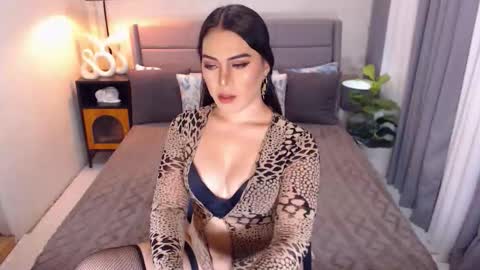 Snapshot of screaminghole chatting on 11/25/25, 11:54 screaminghole online show from 11/25/25, 11:54