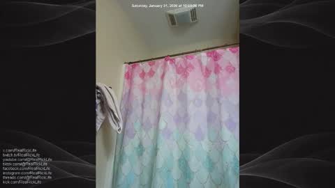 Snapshot of scrubbyluv chatting on 02/01/26, 04:00 ScrubbyLuv online show from 02/01/26, 04:00