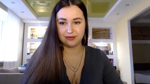 Elizabeth  online show from 12/07/24, 08:55