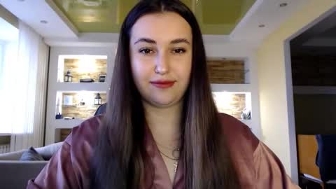 Elizabeth  online show from 12/17/24, 12:00