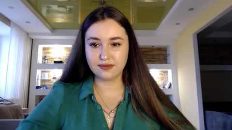 Elizabeth  online show from 12/28/24, 09:31