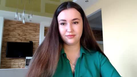 Elizabeth  online show from 02/03/25, 08:35