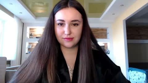 Elizabeth  online show from 03/05/25, 02:01