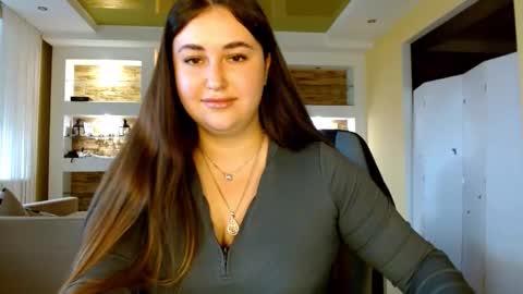 Elizabeth  online show from 10/02/25, 07:04