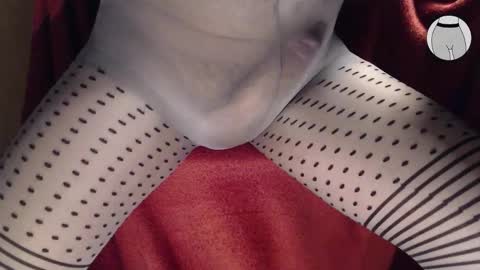 Snapshot of seamlessly chatting on 10/13/25, 06:41 seamlessly online show from 10/13/25, 06:41