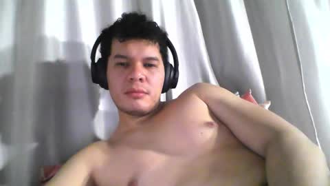 Snapshot of seb5758 chatting on 11/13/25, 05:50 Seb online show from 11/13/25, 05:50