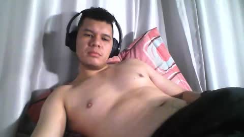 Snapshot of seb5758 chatting on 11/20/25, 03:18 Seb online show from 11/20/25, 03:18