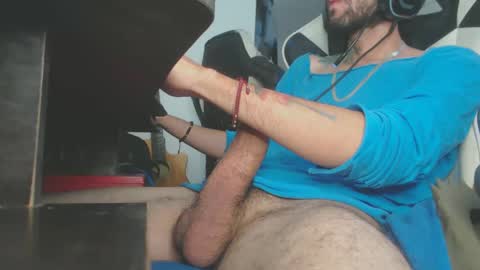 Snapshot of sebas21cm1 chatting on 02/21/25, 03:32 sebas21cm1 online show from 02/21/25, 03:32