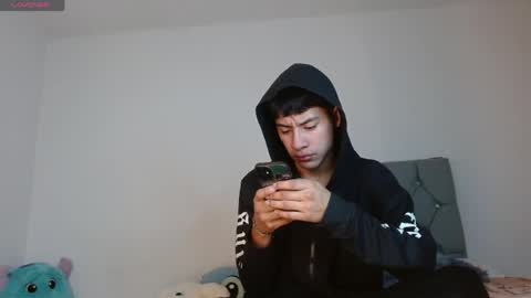 Snapshot of sebas_fire4 chatting on 05/12/26, 07:05 sebas_fire4 online show from 05/12/26, 07:05