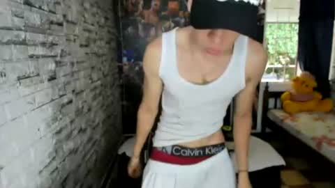 Snapshot of sebas_jusa chatting on 07/17/26, 02:02 sebas jusa online show from 07/17/26, 02:02