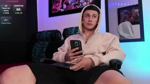 Sebastian online show from 04/09/26, 04:12