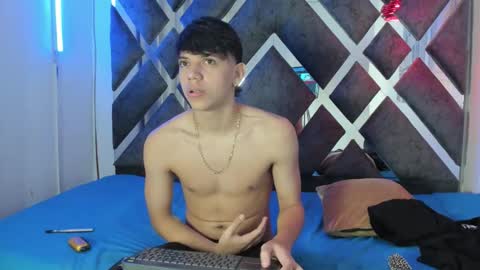 sebas_pretty7 online show from 11/20/25, 12:49