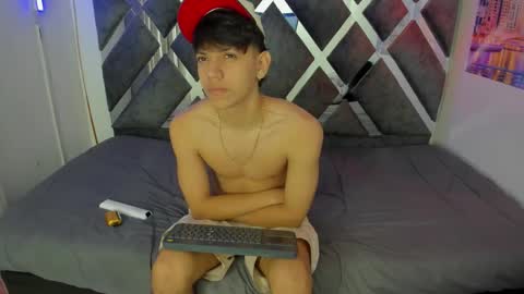 sebas_pretty7 online show from 11/28/25, 12:41