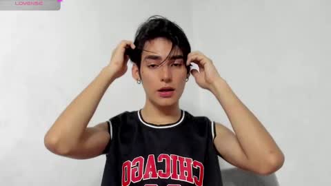 sebastian online show from 12/15/24, 12:18