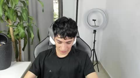 sebastian online show from 01/10/26, 03:25