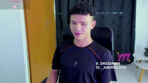 sebas 3 online show from 04/23/26, 01:35