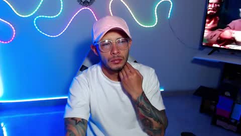 Sebastian online show from 09/13/25, 10:37