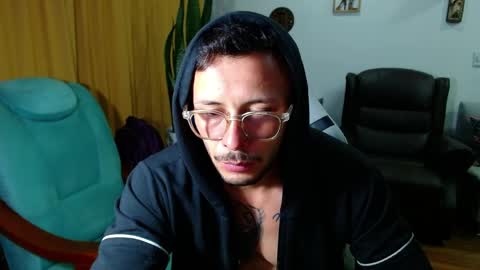 Sebastian online show from 04/19/26, 02:55