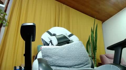 Sebastian online show from 04/20/26, 03:42