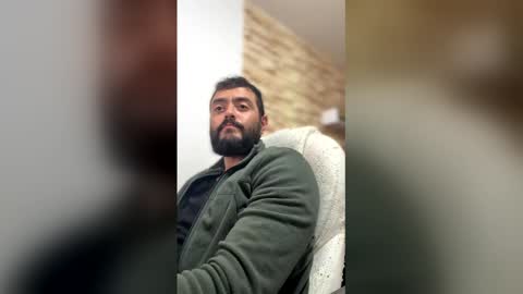 sebastian_ferreira online show from 01/15/26, 04:22