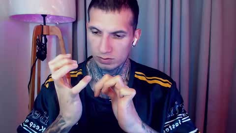 Sebastian online show from 10/28/25, 01:53