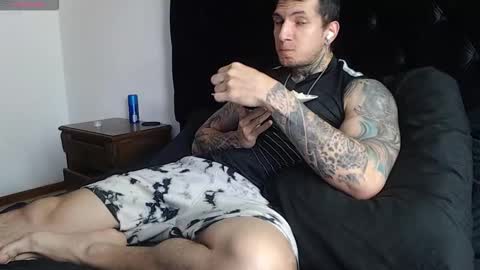 Sebastian online show from 02/01/26, 07:01