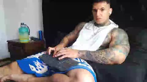 Sebastian online show from 03/04/26, 08:59