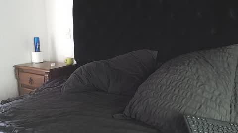 Sebastian online show from 04/09/26, 06:46